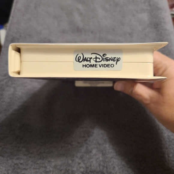 Disney Snow White and The Seven Dwarfs & 101 Dalmatians VHS - Picture 4 of 15